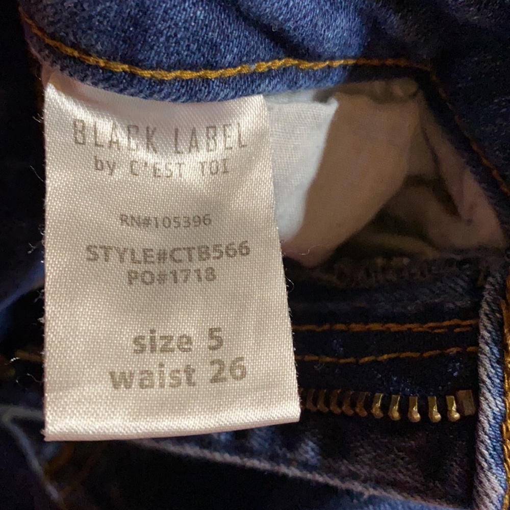 Jeans - Picture 4 of 4